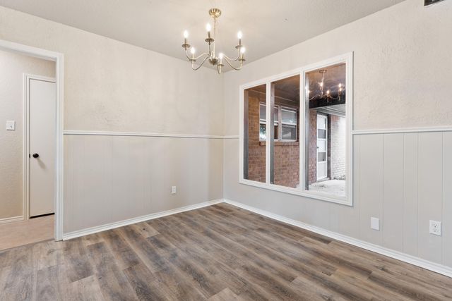 7902 Lynnhaven Avenue, Lubbock, TX 79423