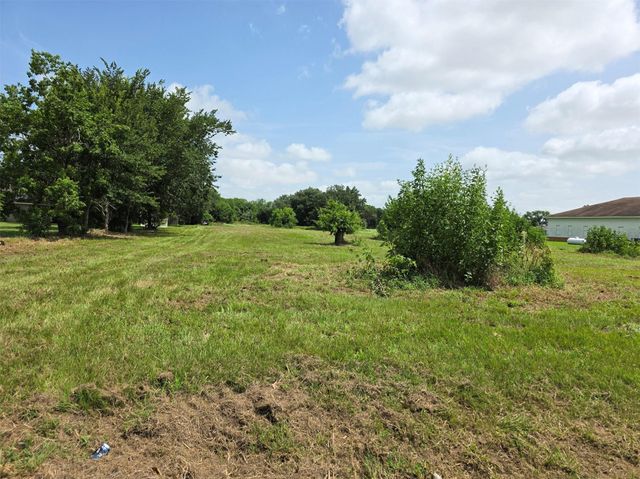 4218 1st Street, Brookshire, TX 77423