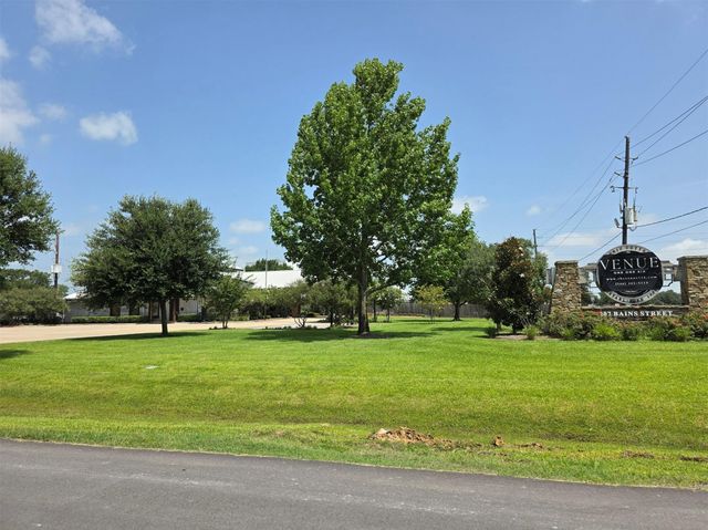 4218 1st Street, Brookshire, TX 77423