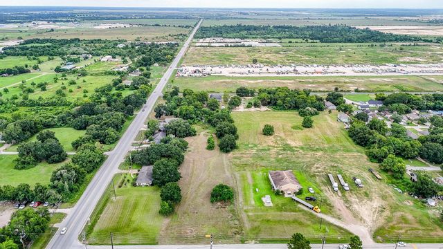 4218 1st Street, Brookshire, TX 77423