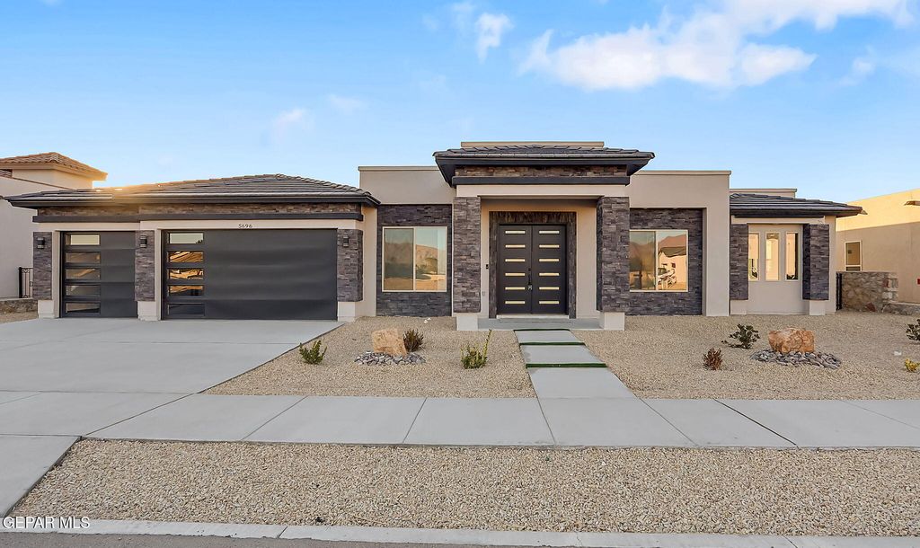 5644 Rio Bonito Circle, El Paso, TX 79932