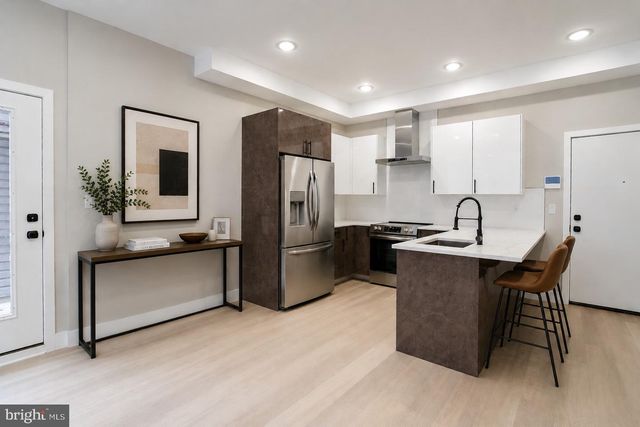 2222 FRANKFORD AVE, Philadelphia, PA 19125