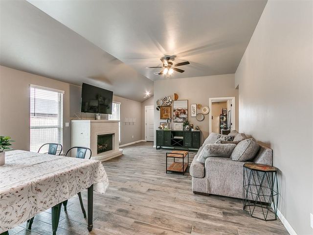 792 Harrison Street, Harrah, OK 73045