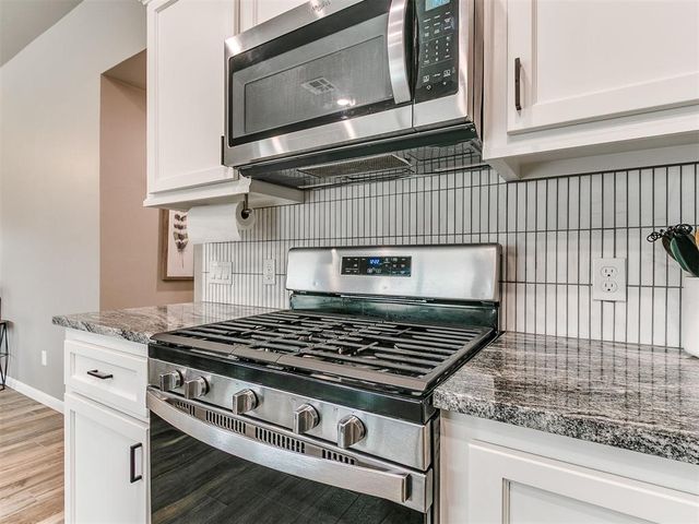 792 Harrison Street, Harrah, OK 73045