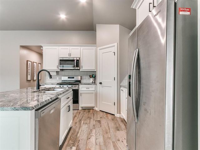 792 Harrison Street, Harrah, OK 73045