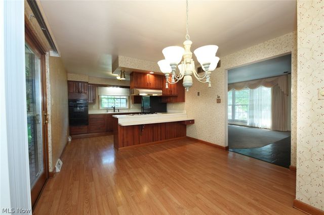 136 Marie Ave., Weirton, WV 26062