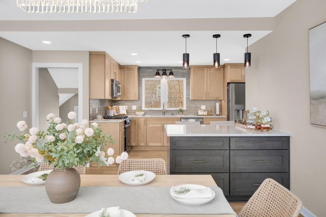 870 Lakeview Avenue, Saint Paul, MN 55117