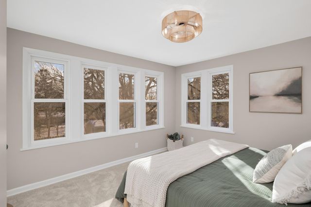 870 Lakeview Avenue, Saint Paul, MN 55117