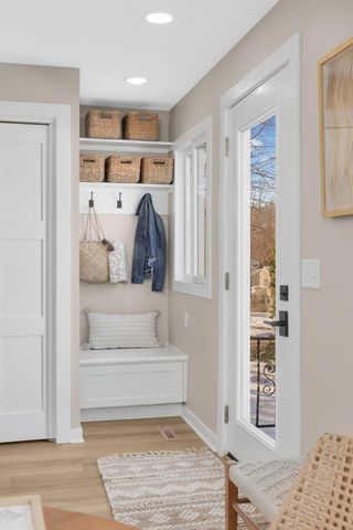 870 Lakeview Avenue, Saint Paul, MN 55117