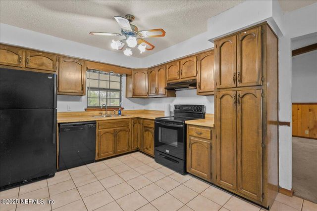 128 KAREN Court, Palatka, FL 32177