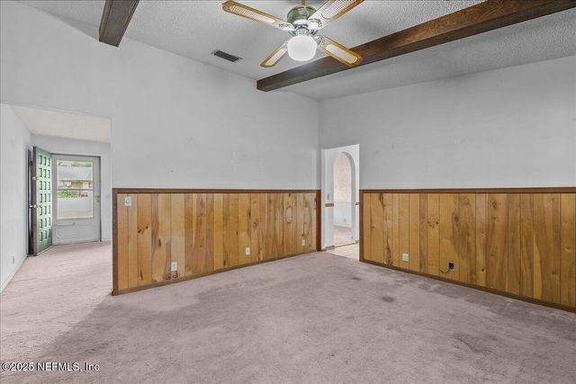 128 KAREN Court, Palatka, FL 32177