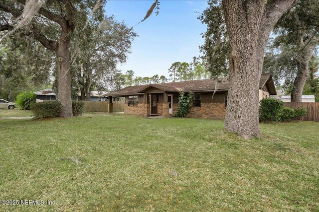 128 KAREN Court, Palatka, FL 32177