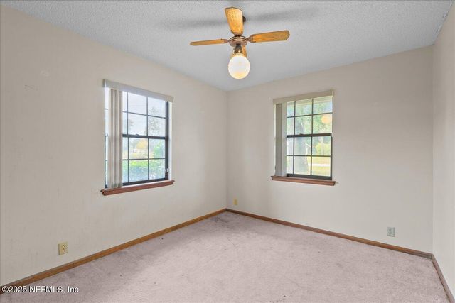 128 KAREN Court, Palatka, FL 32177