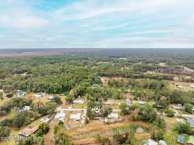 128 KAREN Court, Palatka, FL 32177