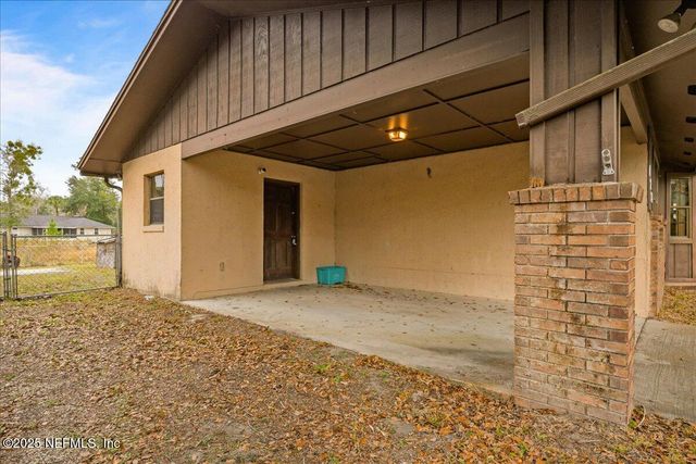 128 KAREN Court, Palatka, FL 32177