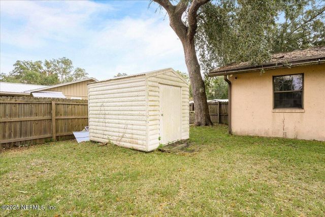 128 KAREN Court, Palatka, FL 32177