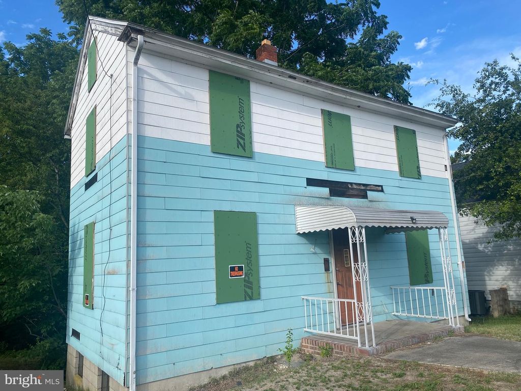 1107 W 6TH ST, Laurel, DE 19956