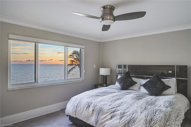 1275 GULF SHORE BLVD N 601 & 602, Naples, FL 34102