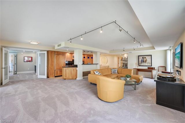 1275 GULF SHORE BLVD N 601 & 602, Naples, FL 34102