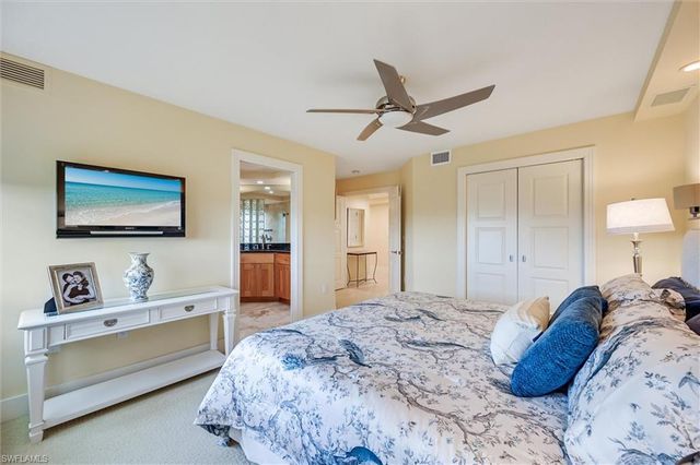 1275 GULF SHORE BLVD N 601 & 602, Naples, FL 34102