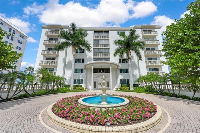 1275 GULF SHORE BLVD N 601 & 602, Naples, FL 34102