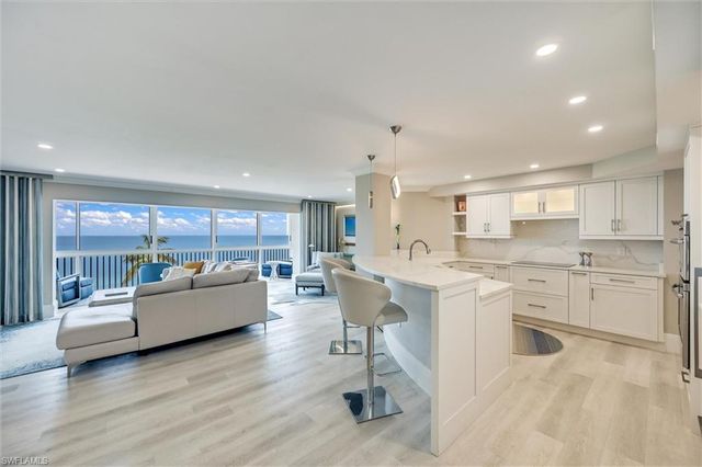 1275 GULF SHORE BLVD N 601 & 602, Naples, FL 34102