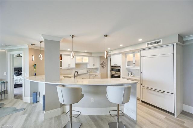 1275 GULF SHORE BLVD N 601 & 602, Naples, FL 34102
