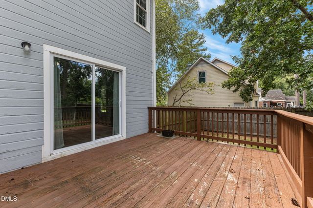 8318 Umstead Drive, Fayetteville, NC 28304
