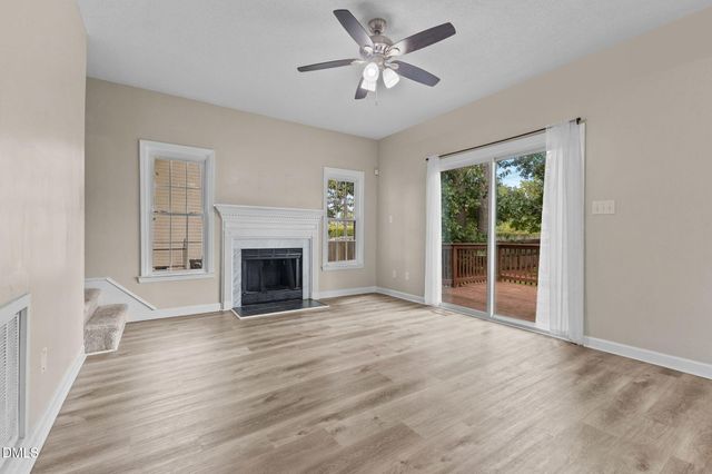 8318 Umstead Drive, Fayetteville, NC 28304