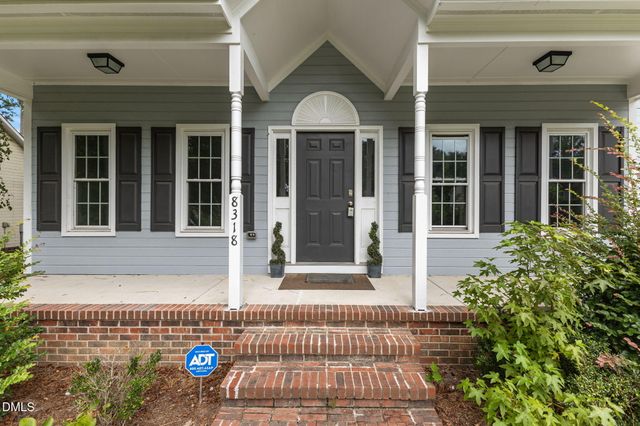 8318 Umstead Drive, Fayetteville, NC 28304