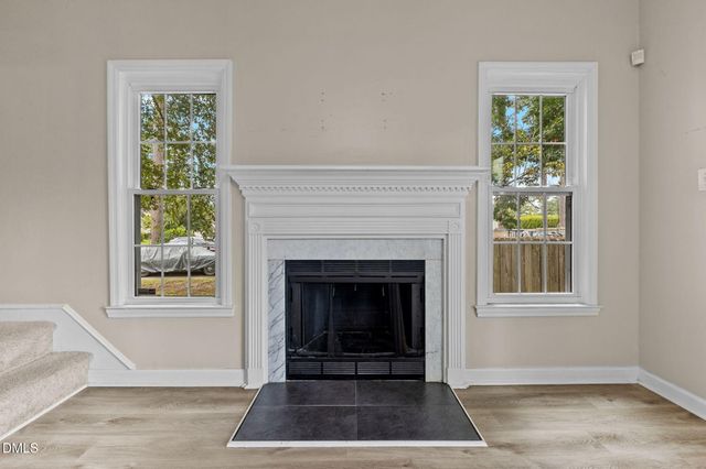 8318 Umstead Drive, Fayetteville, NC 28304