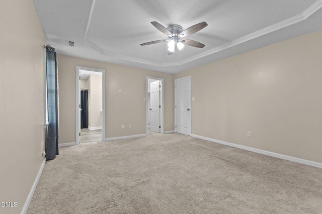 8318 Umstead Drive, Fayetteville, NC 28304
