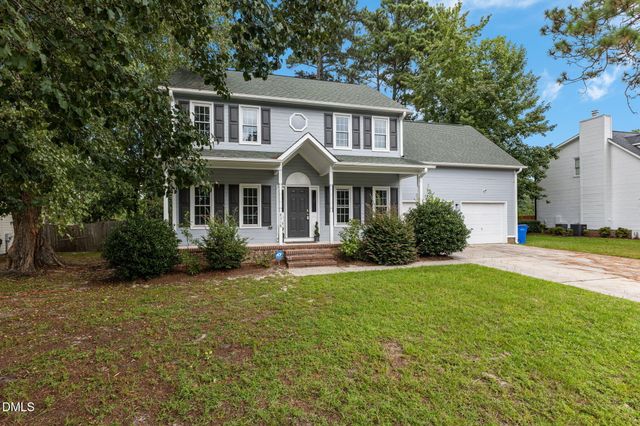 8318 Umstead Drive, Fayetteville, NC 28304