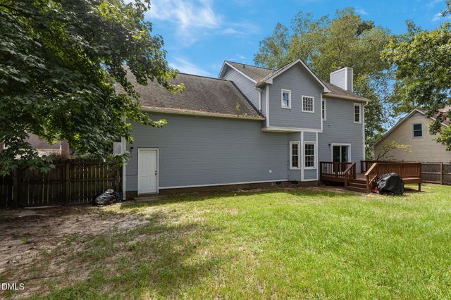 8318 Umstead Drive, Fayetteville, NC 28304