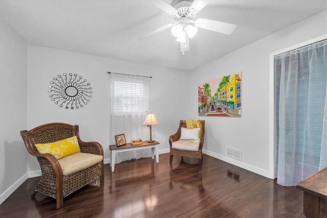 25 HARBOR WOODS CIRCLE, Safety Harbor, FL 34695