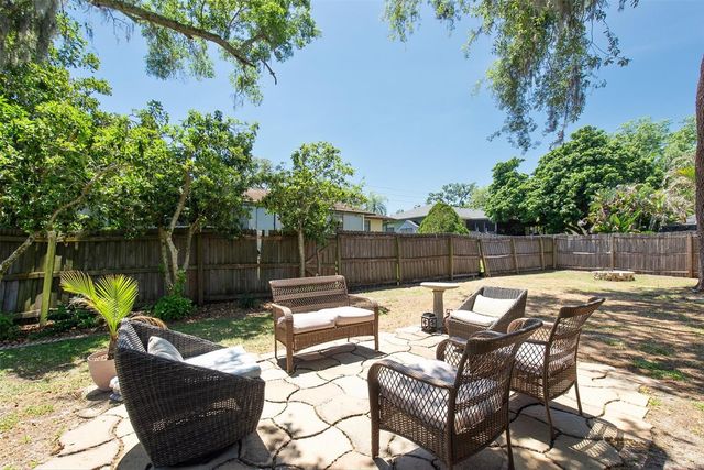 25 HARBOR WOODS CIRCLE, Safety Harbor, FL 34695