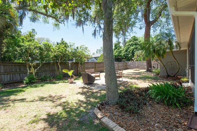 25 HARBOR WOODS CIRCLE, Safety Harbor, FL 34695