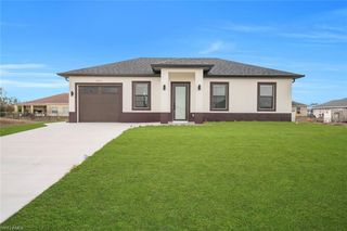 4003 10th ST SW, Lehigh Acres, FL 33976