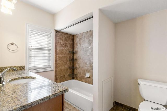 401 Catalpa Drive, Royal Oak, MI 48067