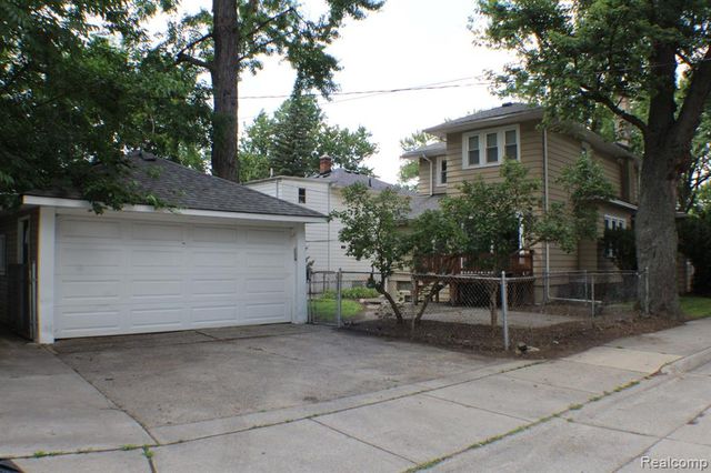 401 Catalpa Drive, Royal Oak, MI 48067