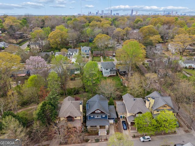 198 Hawthorn Circle NE, Atlanta, GA 30317