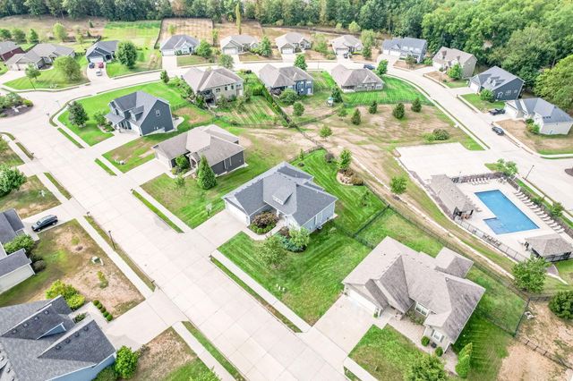 3400 WISTERIA LN, Columbia, MO 65203