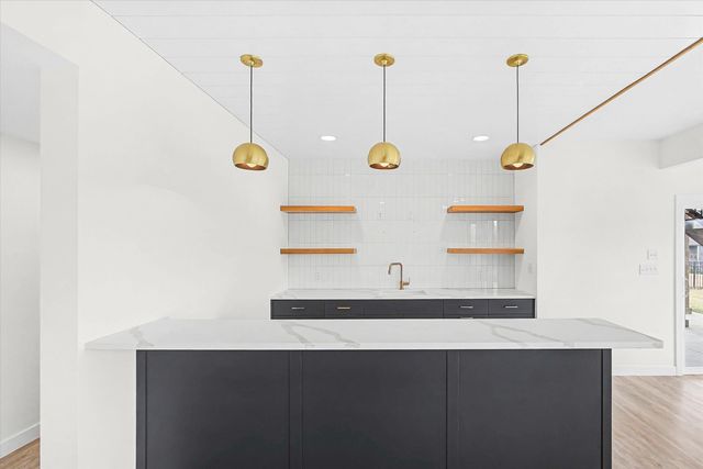 3400 WISTERIA LN, Columbia, MO 65203