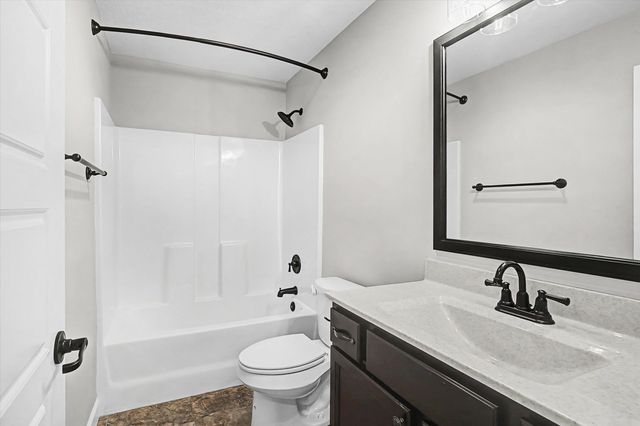 3400 WISTERIA LN, Columbia, MO 65203