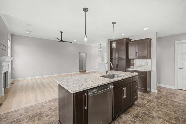 3400 WISTERIA LN, Columbia, MO 65203