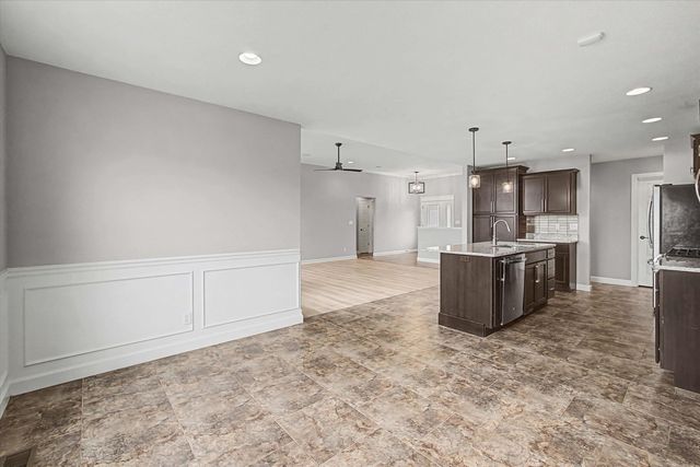 3400 WISTERIA LN, Columbia, MO 65203