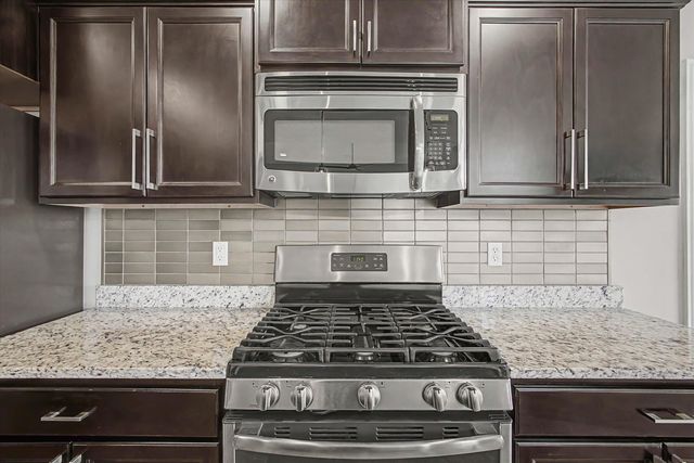 3400 WISTERIA LN, Columbia, MO 65203