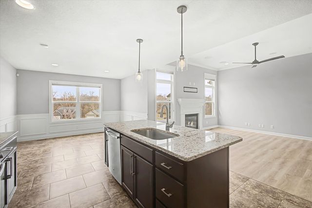 3400 WISTERIA LN, Columbia, MO 65203