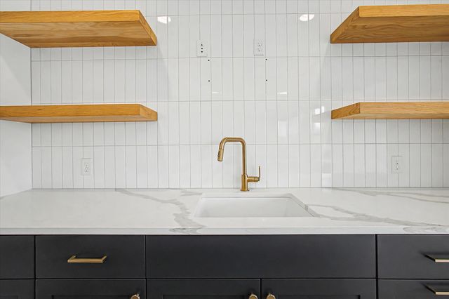 3400 WISTERIA LN, Columbia, MO 65203