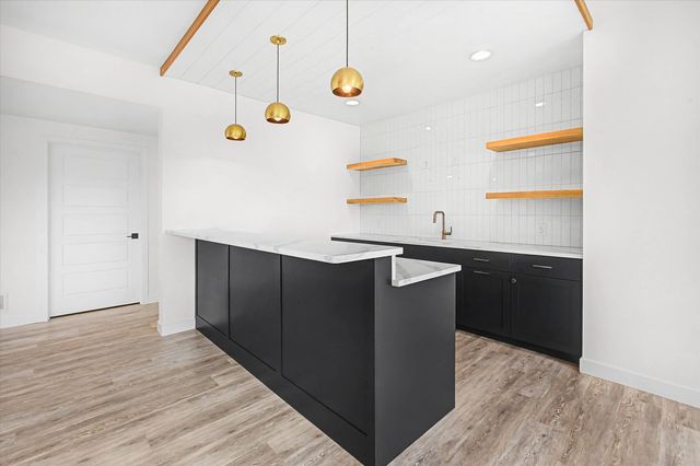 3400 WISTERIA LN, Columbia, MO 65203